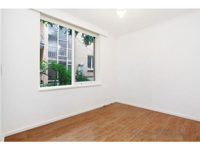 2/3 Alfriston Street, Elwood VIC 3184