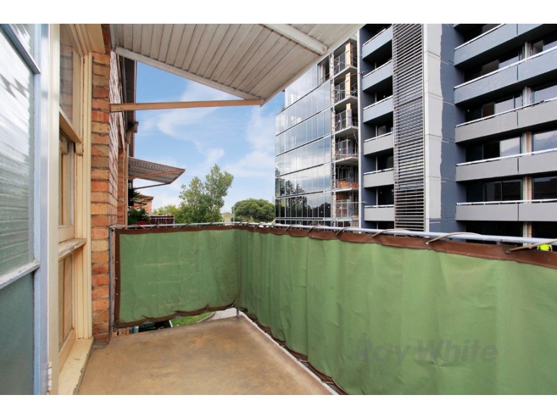 23/75 Queens Road, Melbourne VIC 3004