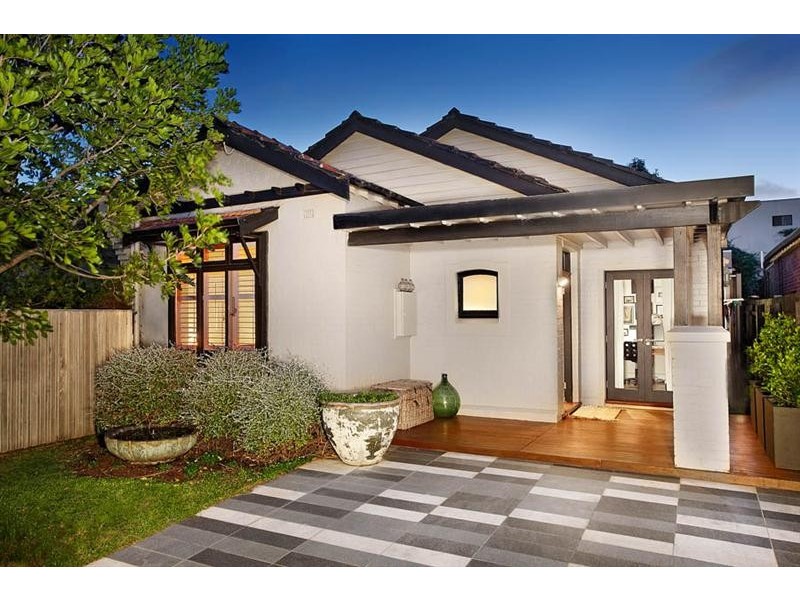 65 Spray Street, Elwood VIC 3184