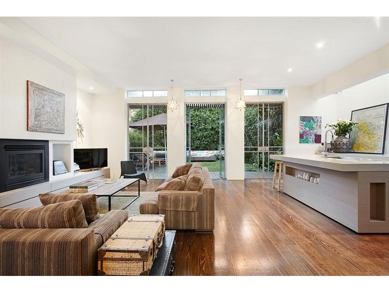 65 Spray Street, Elwood VIC 3184