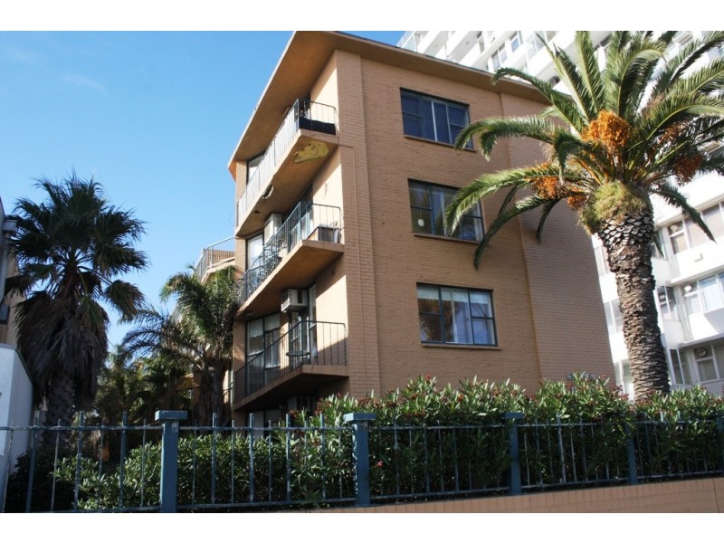 31/11 Marine Pde, St Kilda VIC 3182