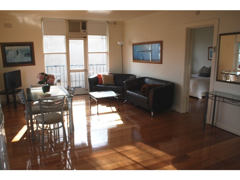 31/11 Marine Pde, St Kilda VIC 3182