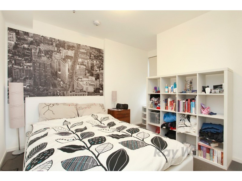 111/60 Wellington Street, St Kilda VIC 3182