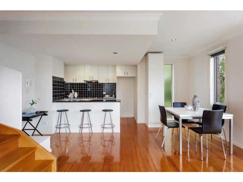 1/235 Dandenong Road, Prahran VIC 3181