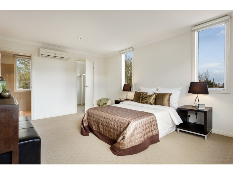 1/235 Dandenong Road, Prahran VIC 3181