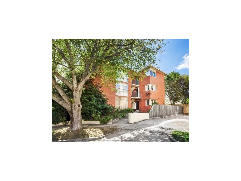 9/1 Fiona Court, St Kilda VIC 3182