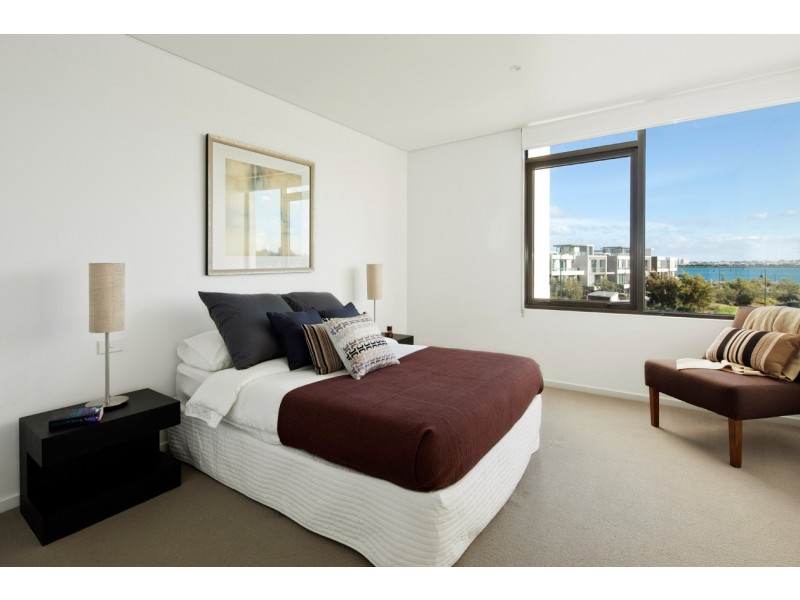 101/159 Beach Street, Port Melbourne VIC 3207