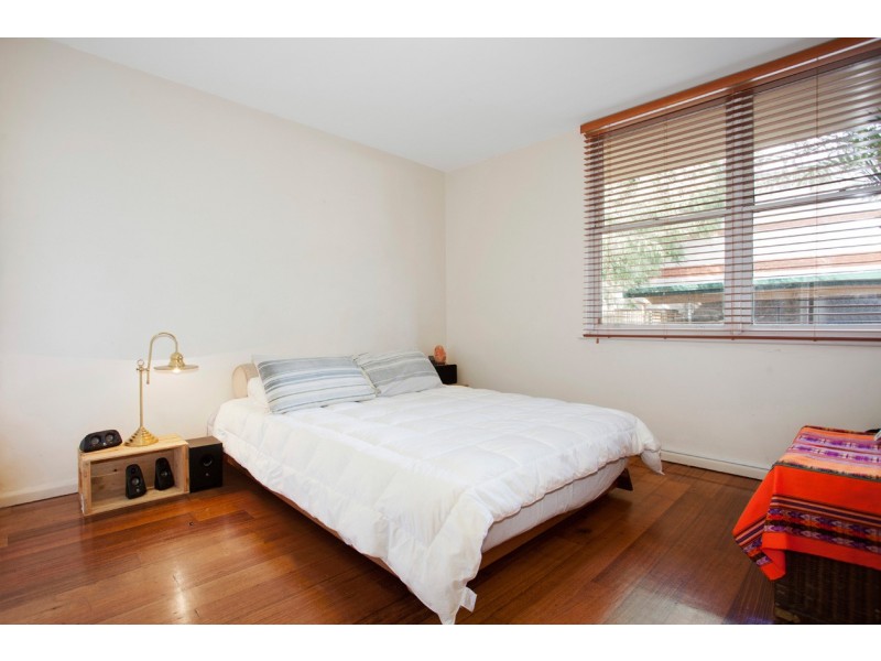 9/72-74 Carlisle Street, St Kilda VIC 3182