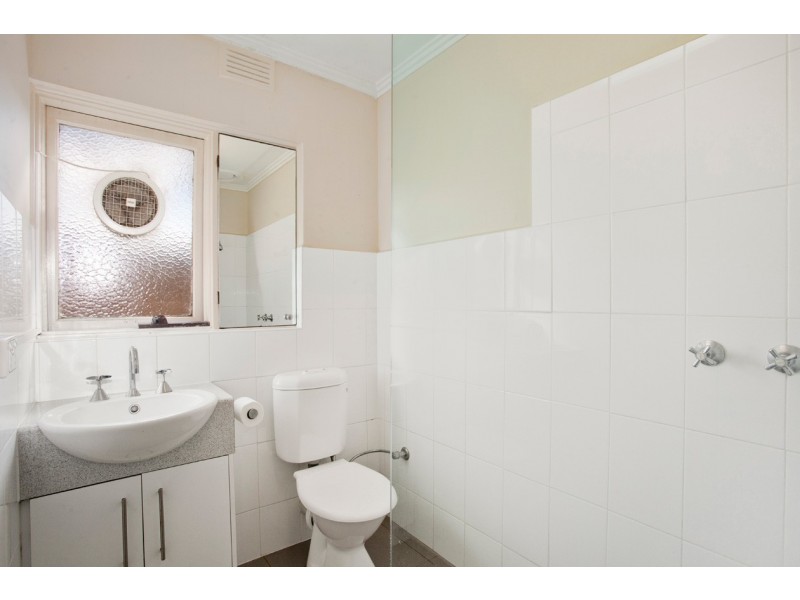 9/72-74 Carlisle Street, St Kilda VIC 3182