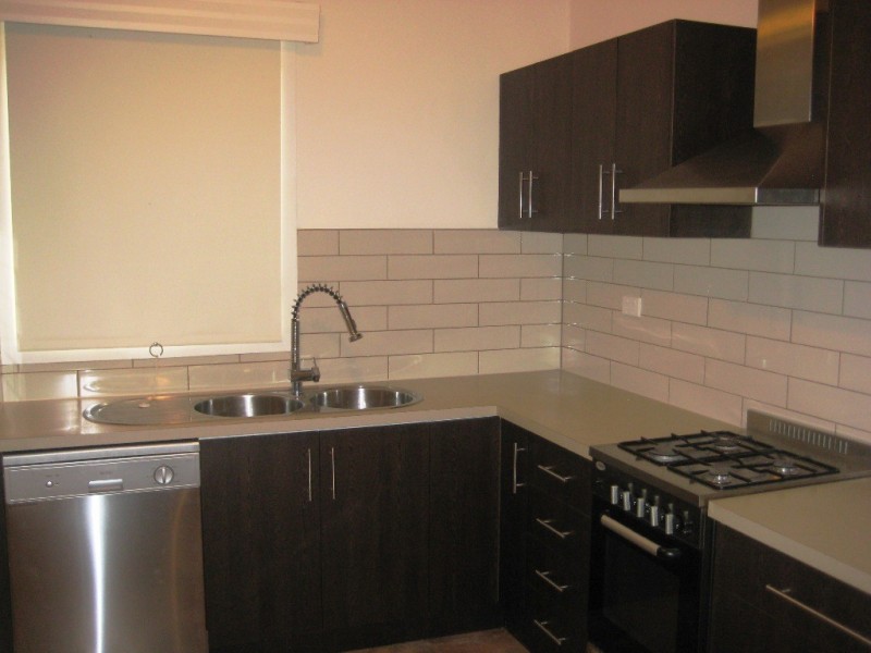 37 Evelyn Street, St Kilda East VIC 3183