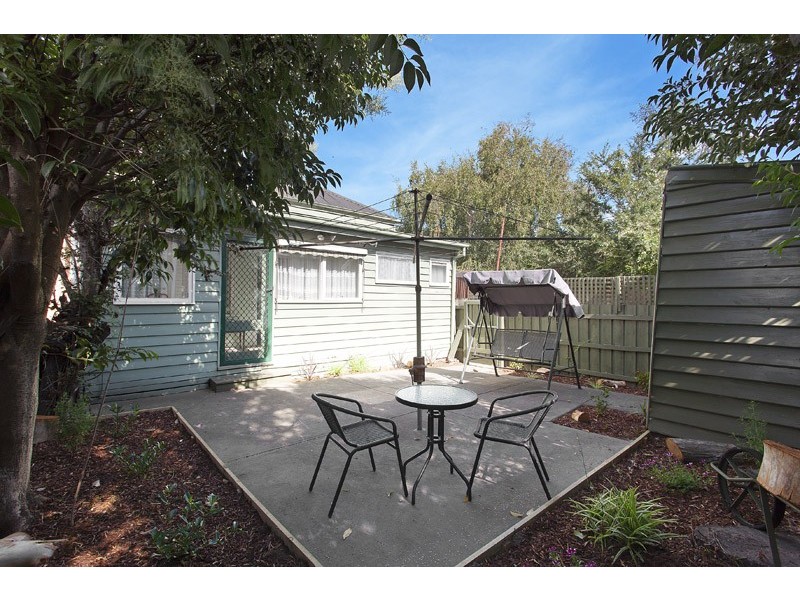 37 Evelyn Street, St Kilda East VIC 3183