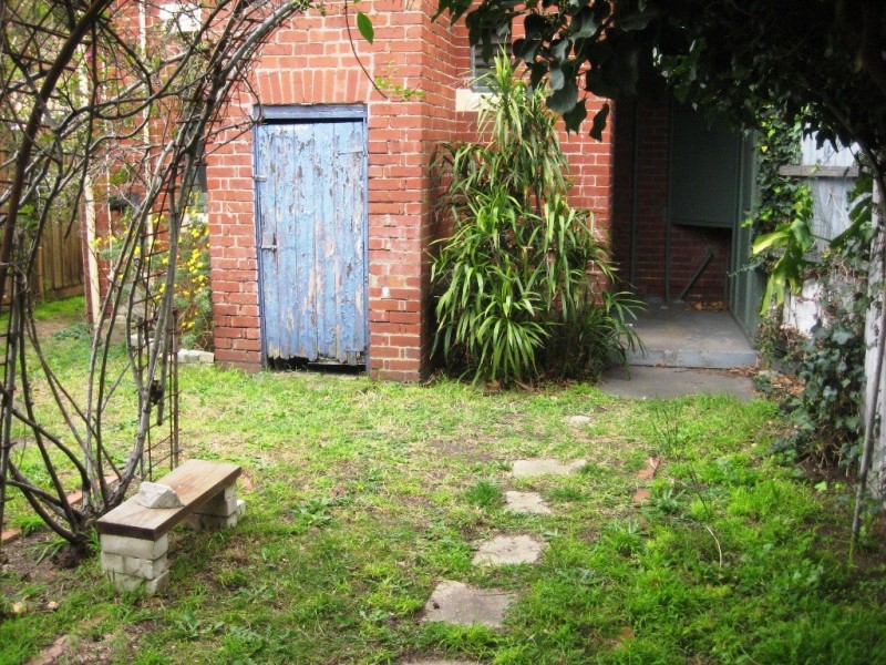 2/147 Westbury Close, St Kilda East VIC 3183