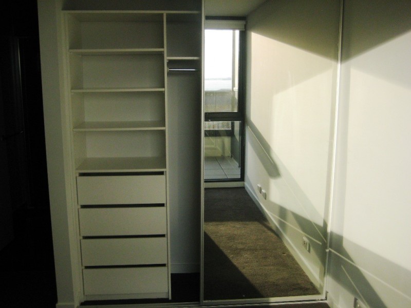 1102/181 St Kilda Rd, St Kilda VIC 3182