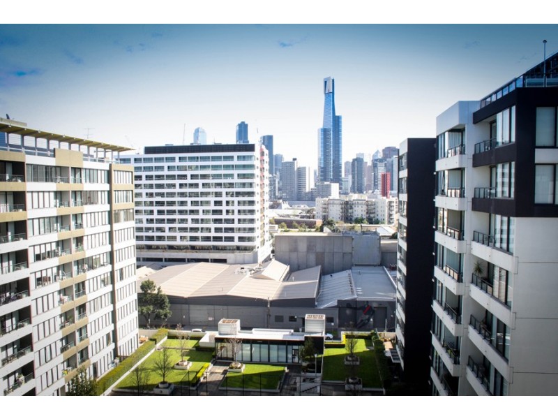 1012/28 Bank Street, South Melbourne VIC 3205