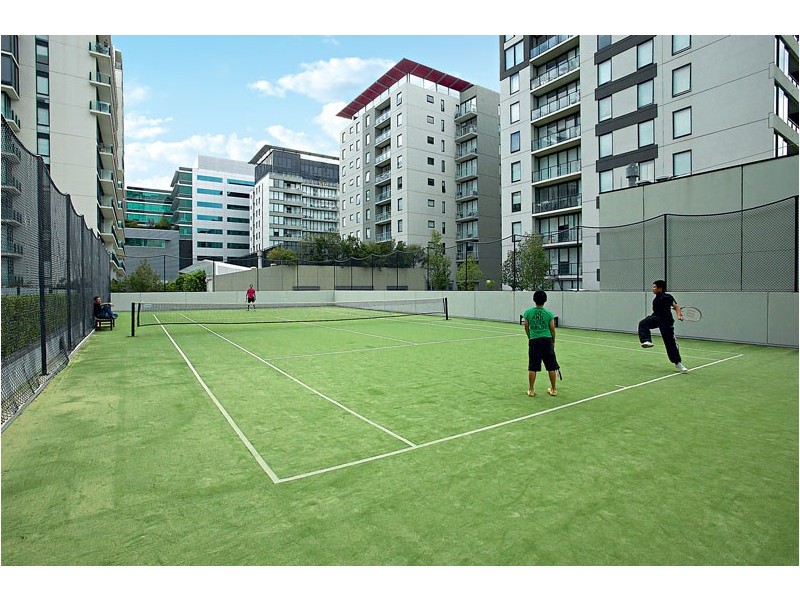 1012/28 Bank Street, South Melbourne VIC 3205