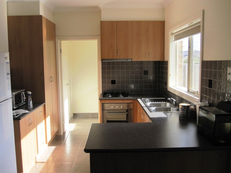 1 Arthur Cl, Truganina VIC 3029