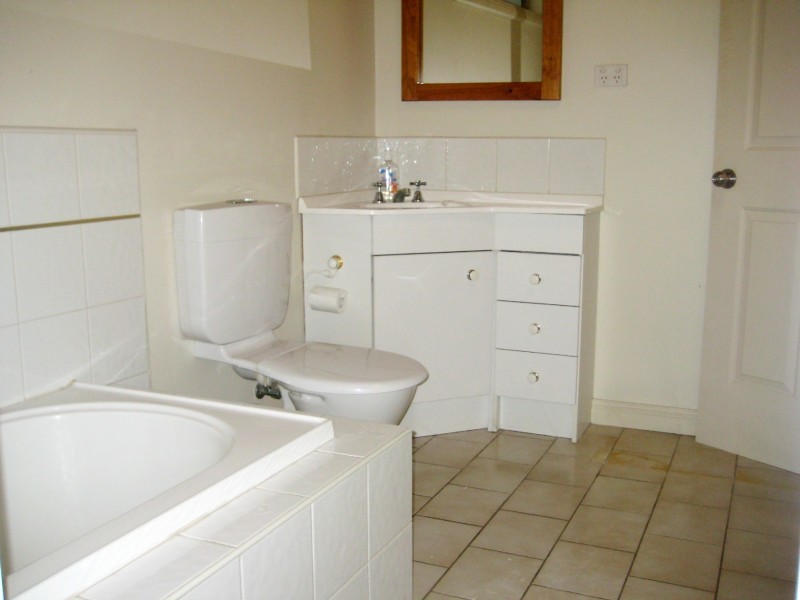 4 Oaklands Court, Highett VIC 3190