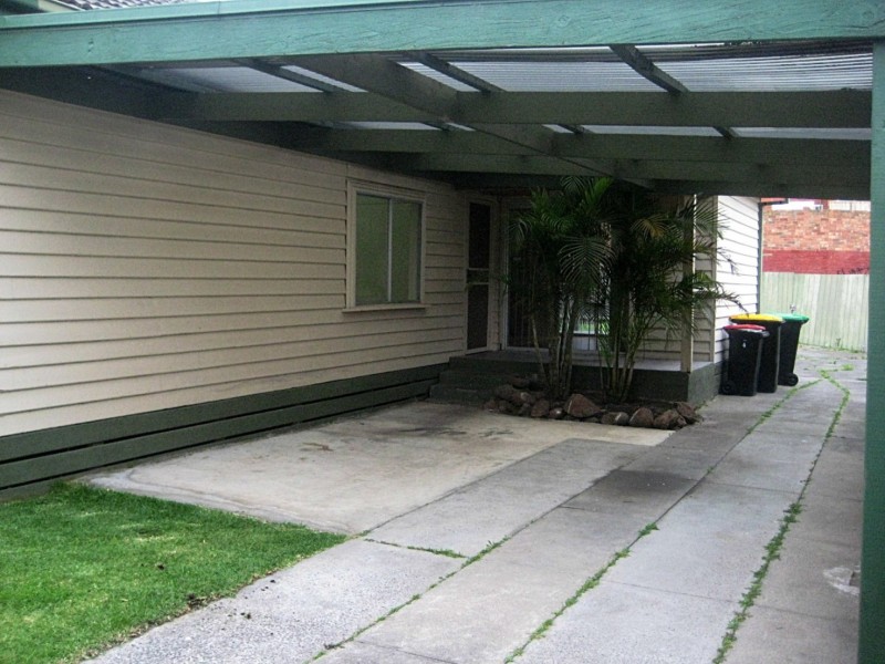 4 Oaklands Court, Highett VIC 3190