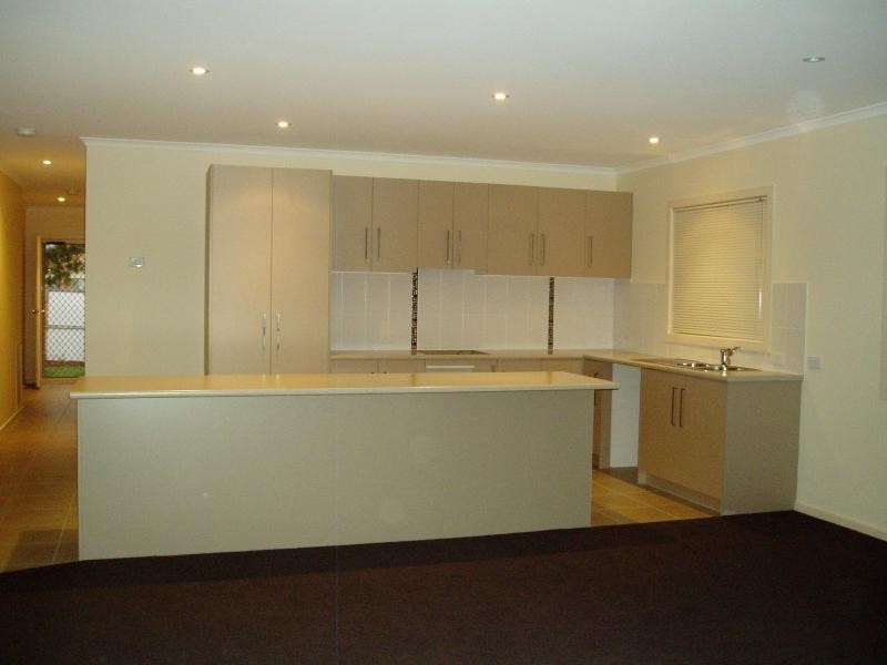 1/115 East Road, Seaford VIC 3198