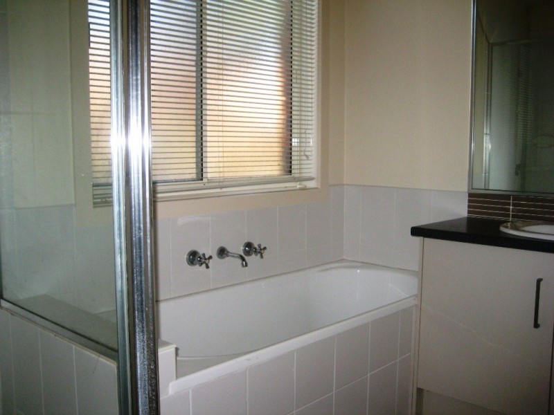 1/115 East Road, Seaford VIC 3198