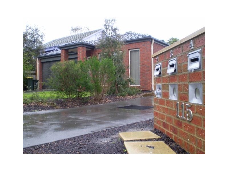 1/115 East Road, Seaford VIC 3198