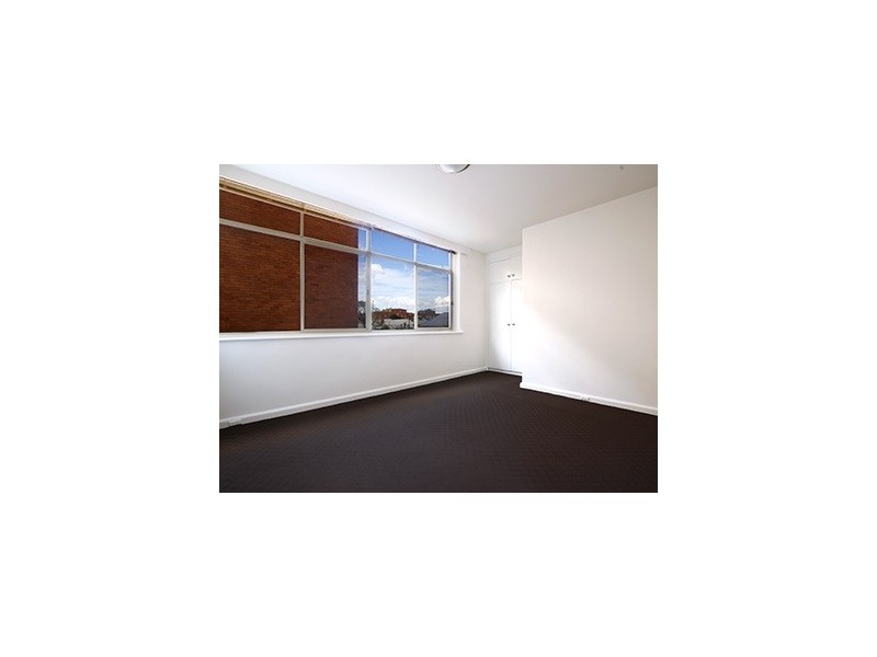 6/16 Westbury Grove, St Kilda East VIC 3183