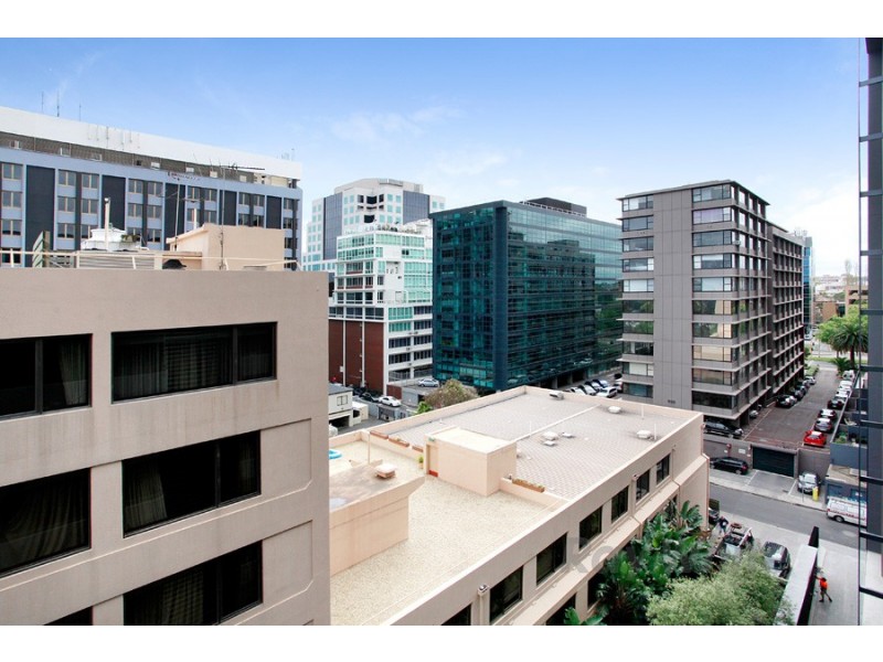 720/74 Queens Road, Melbourne VIC 3004