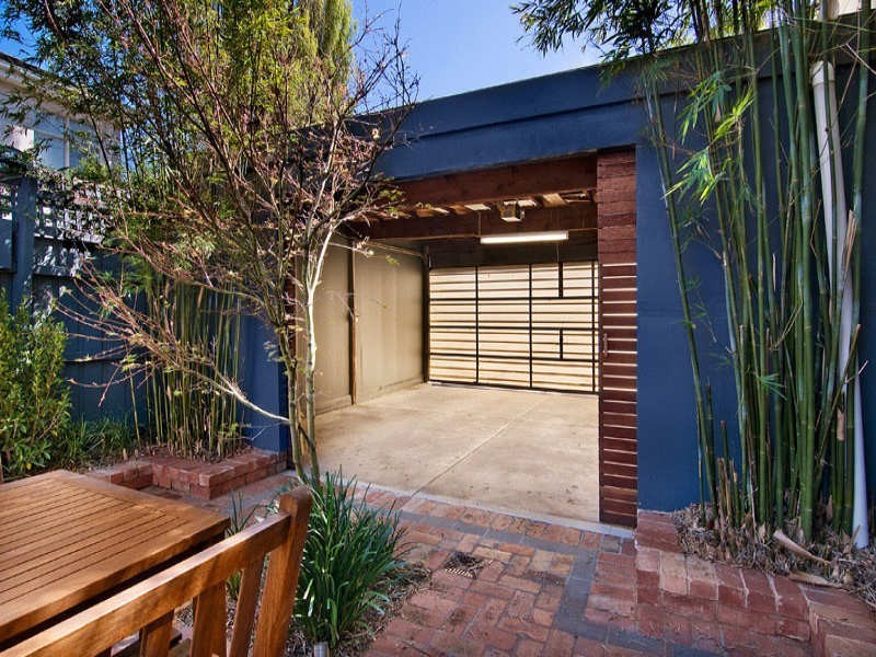 20 Broadway, Elwood VIC 3184