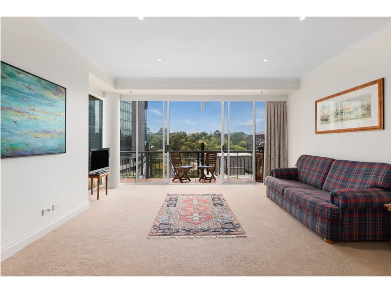 71/8 Wells Street, Southbank VIC 3006