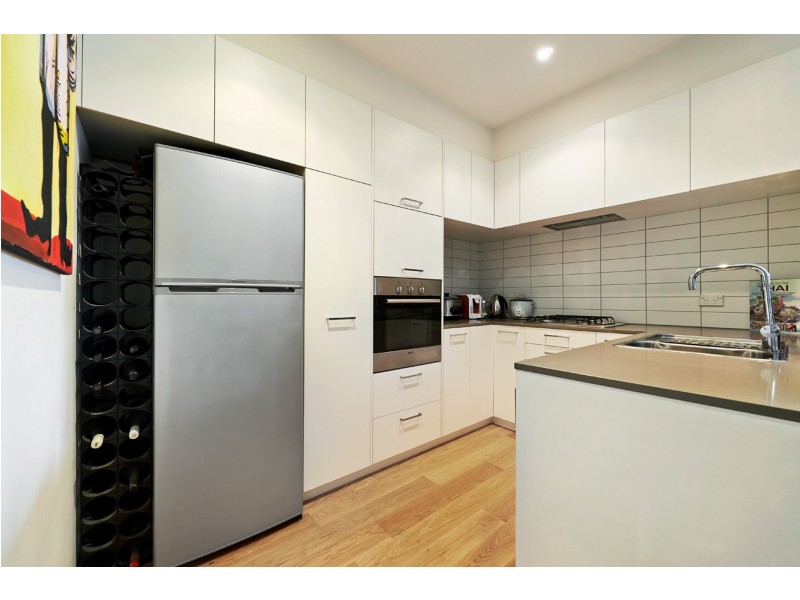 3/5 Liardet Street, Port Melbourne VIC 3207