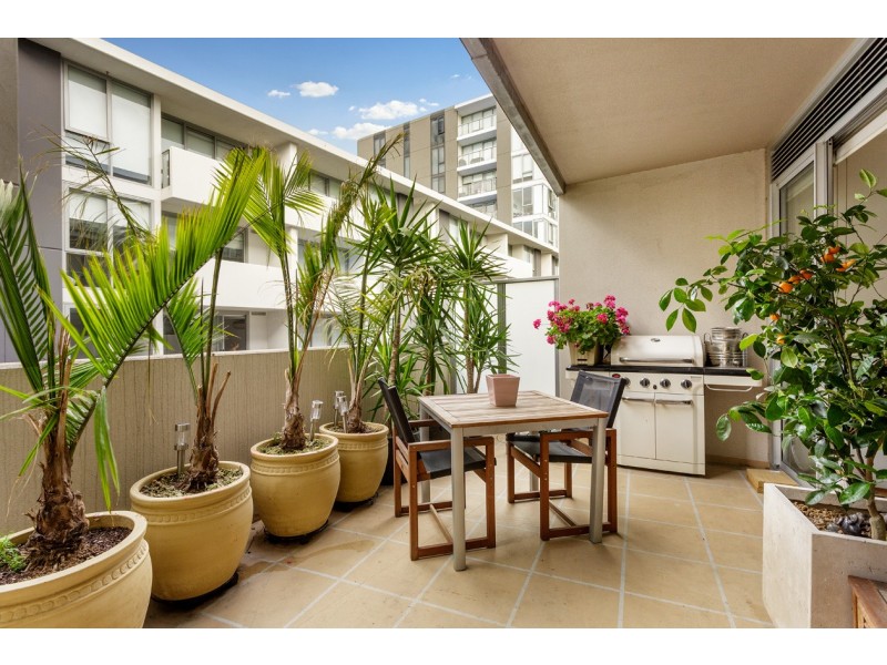406/54 Nott Street, Port Melbourne VIC 3207