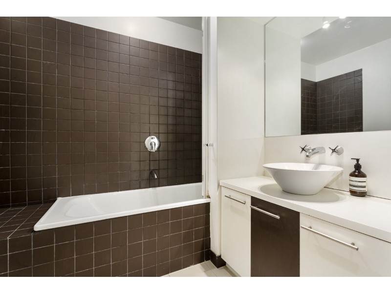 406/54 Nott Street, Port Melbourne VIC 3207