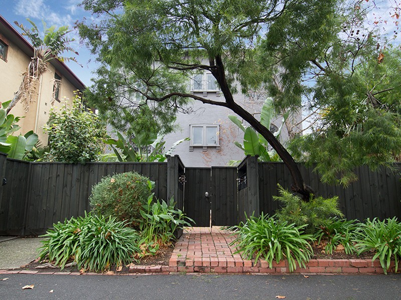 37D Acland Street, St Kilda VIC 3182