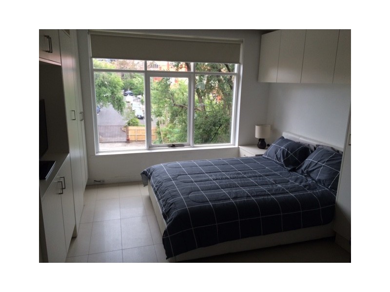 22/82 Grey Street, St Kilda VIC 3182