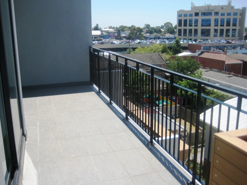 303/278 Charman Road, Cheltenham VIC 3192