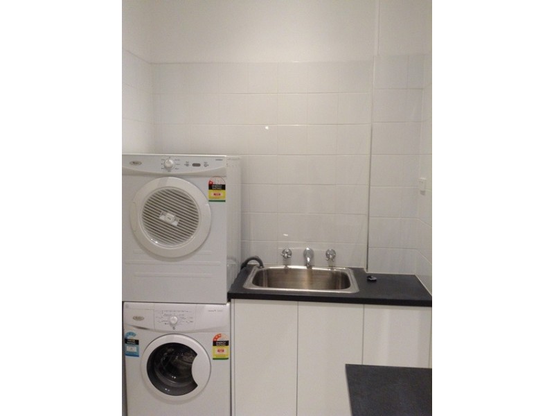 6/25 The Esplanade, St Kilda VIC 3182