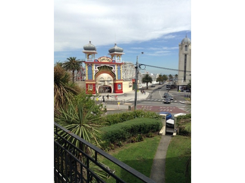 6/25 The Esplanade, St Kilda VIC 3182