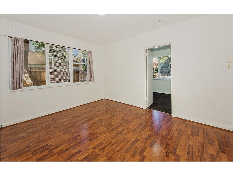 1/66 Foam Street, Elwood VIC 3184