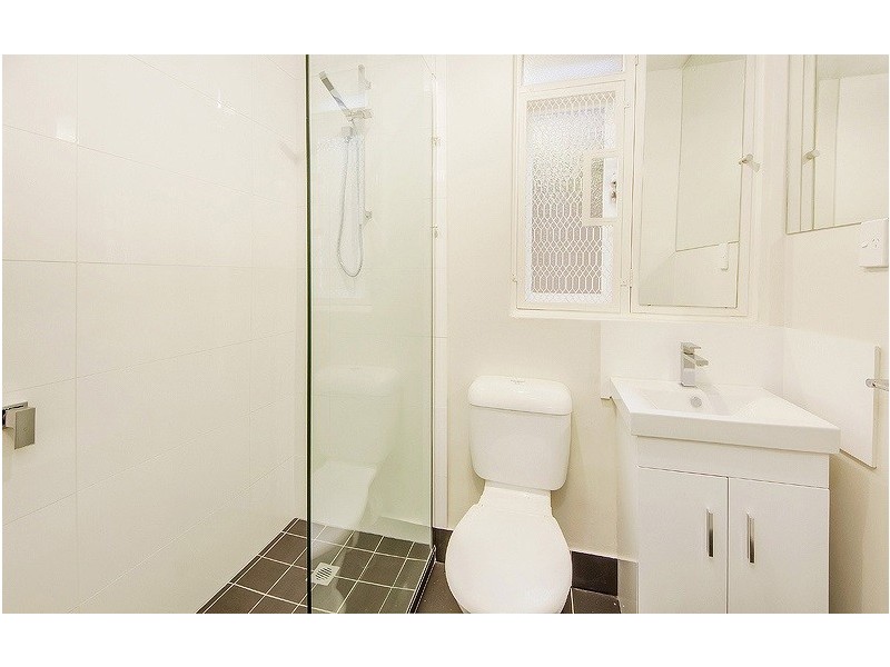 1/66 Foam Street, Elwood VIC 3184