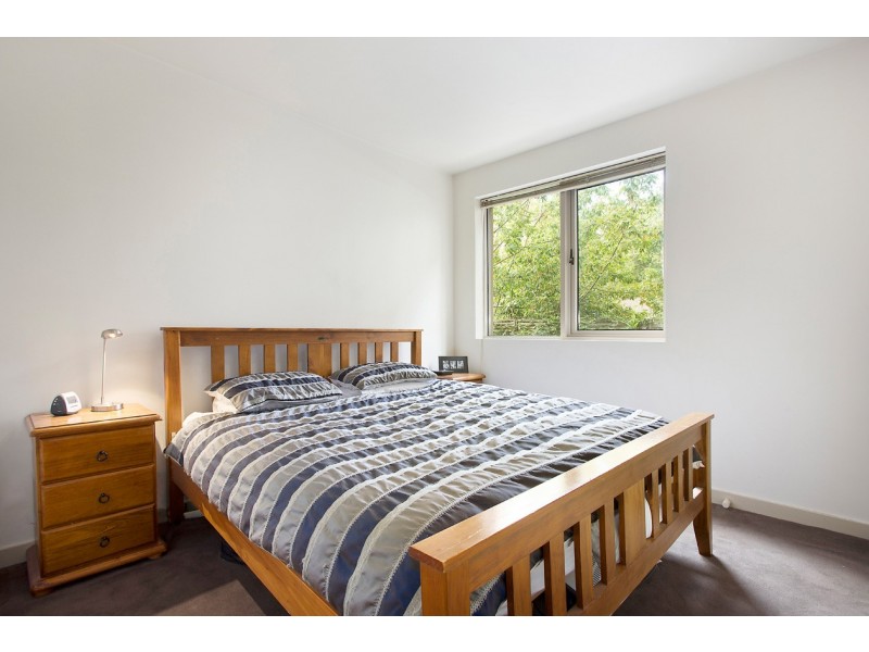 1/12 Acland Street, St Kilda VIC 3182