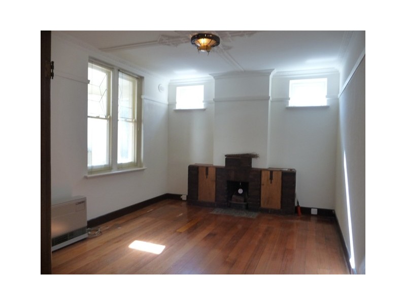 2/1 Robe Street, St Kilda VIC 3182