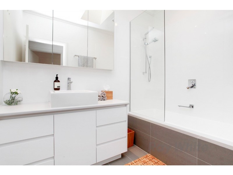 17 Woodstock Street, Balaclava VIC 3183