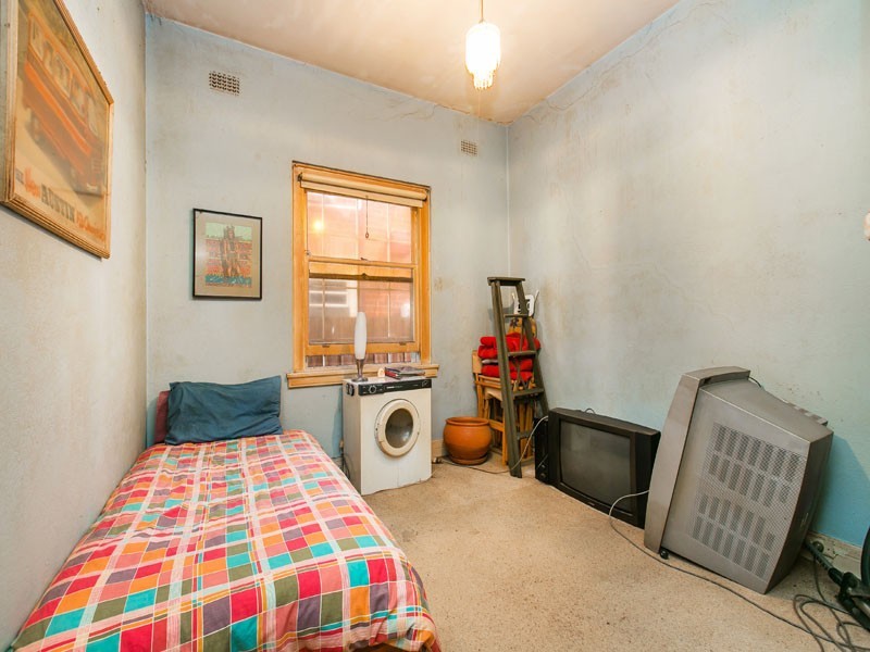 1/24 Dickens Street, Elwood VIC 3184