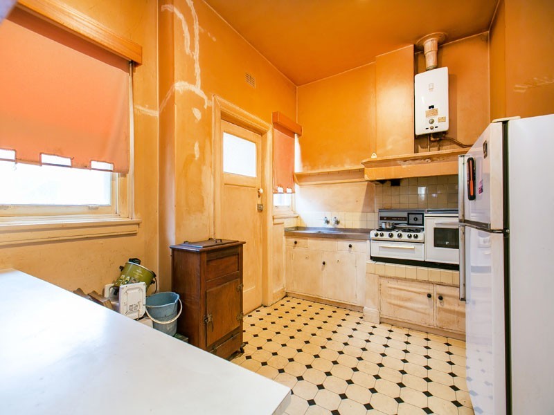 1/24 Dickens Street, Elwood VIC 3184