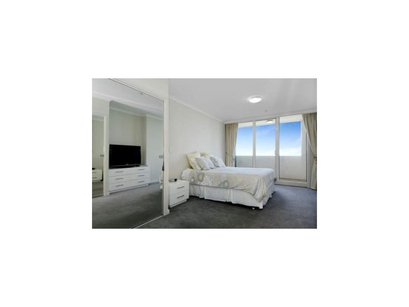 205/127 Beach Street, Port Melbourne VIC 3207