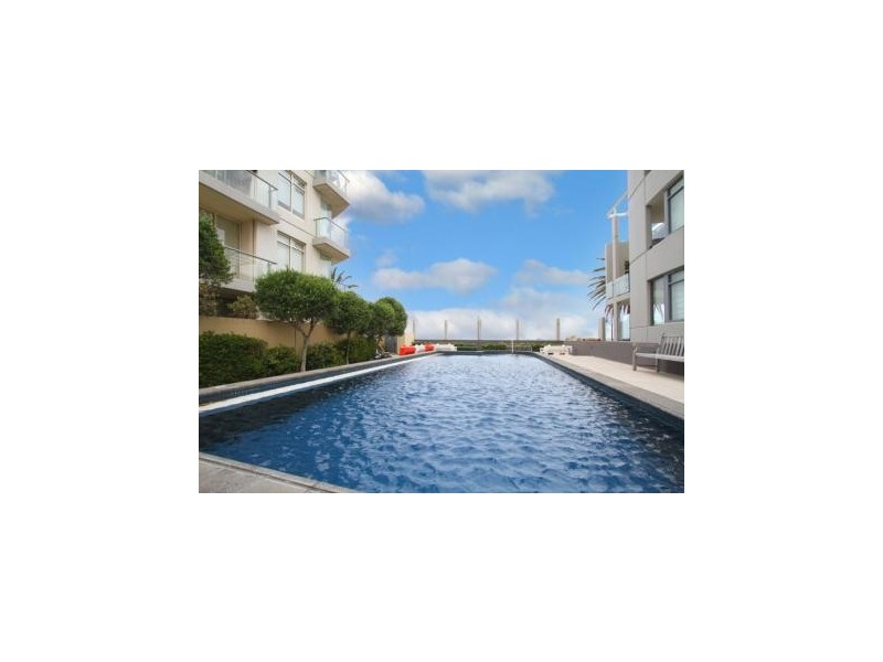 205/127 Beach Street, Port Melbourne VIC 3207