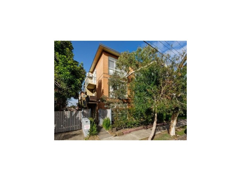 12/23 Robe Street, St Kilda VIC 3182