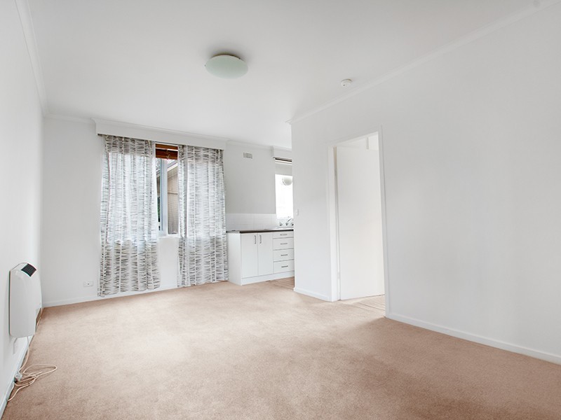 14/13 Crimea Street, St Kilda VIC 3182