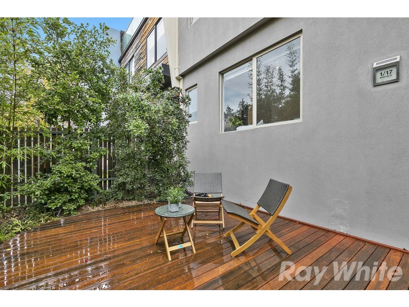 1/17 Martin Street, St Kilda VIC 3182