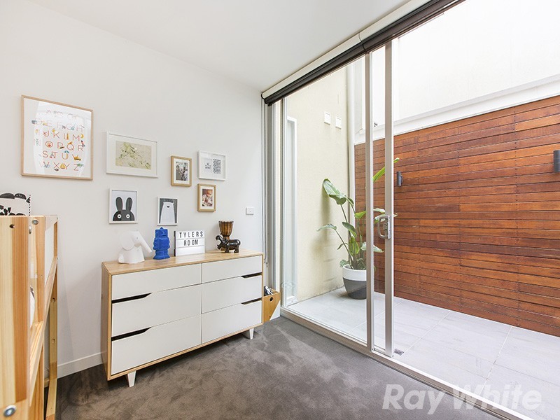 2/157 Peel Street, Windsor VIC 3181